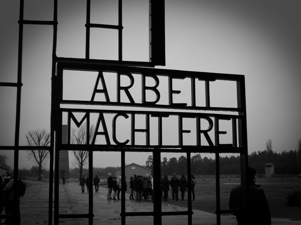 sachenhausen concentration camp arbeit macht frei